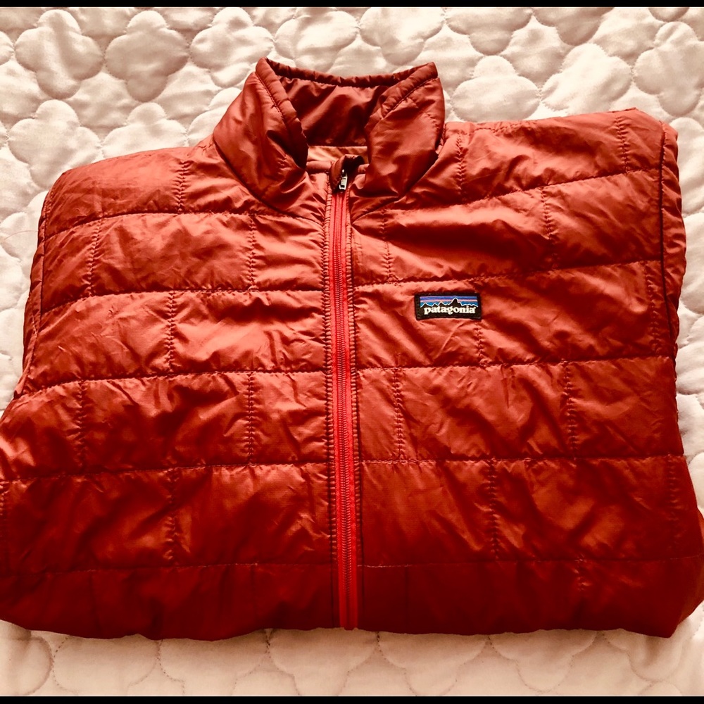 NWOT PATAGONIA PUFFER JACKET